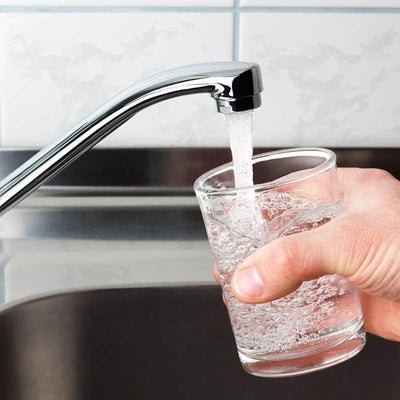 Analysis Finds Widespread Toxicity in Tap Water