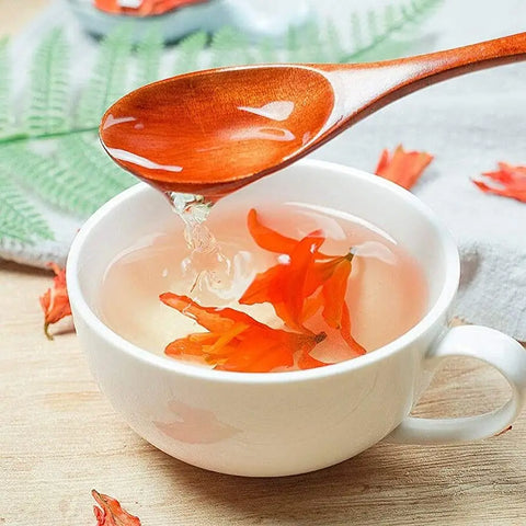 Can you make tea of dried lily flowers?
