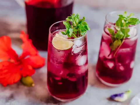 HOW TO MAKE HIBISCUS TEA WITH FRESH FLOWERS