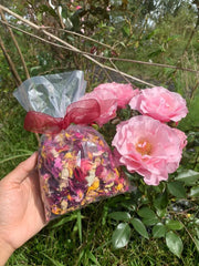 Premium Dried Rose Petals for Tea - Organic, Handpicked, and Aromatic